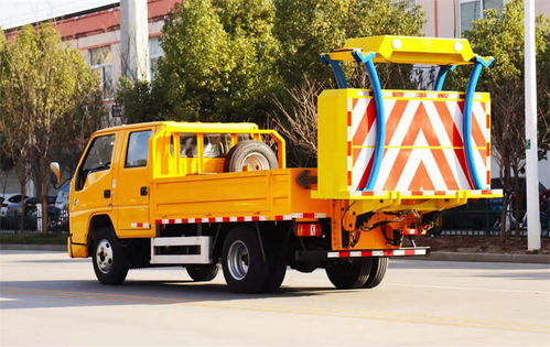 新款江鈴順達(dá)雙排座70K防撞緩沖車及同平臺救護(hù)車 價(jià)格、廠家與核心參數(shù)詳解